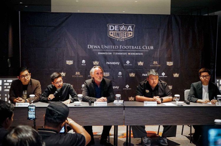 CEO Dewa United FC Beberkan Target untuk Jan Olde Riekerink
