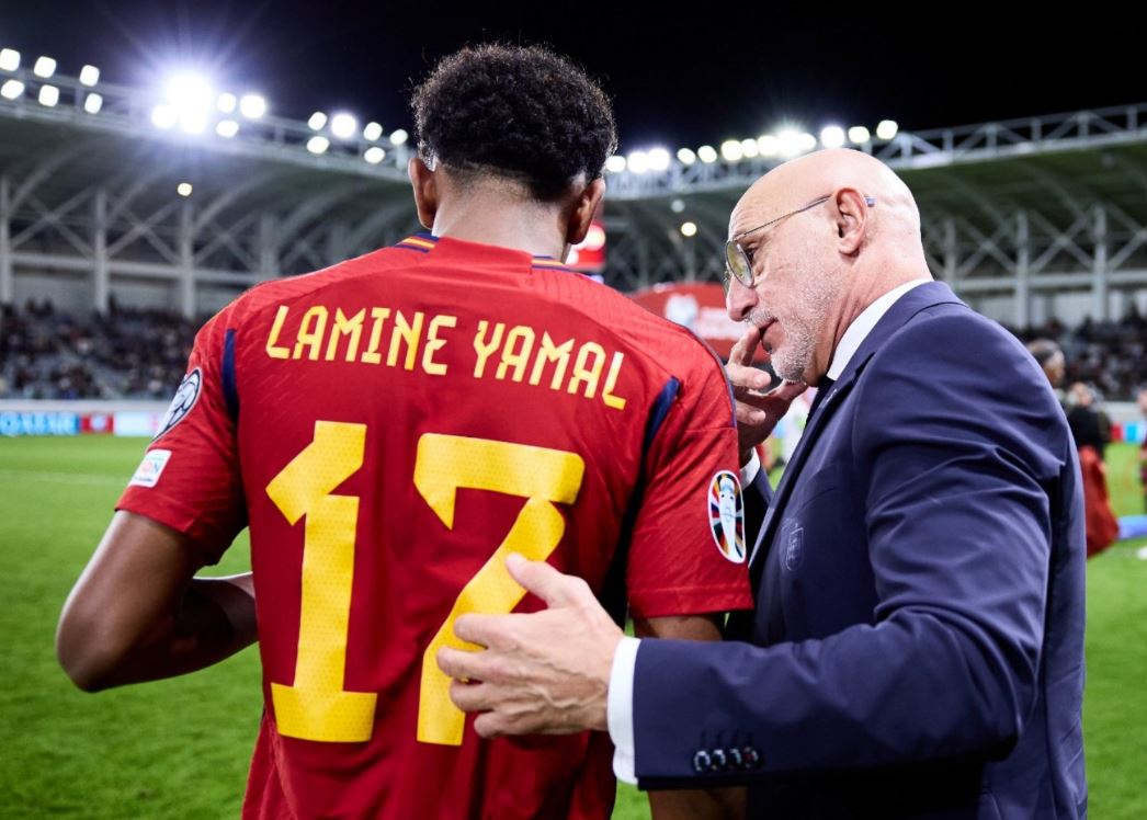 Kesalahan Berpikir, Membandingkan Lamine Yamal dengan Lionel Messi atau Diego Maradona