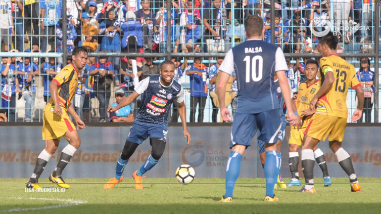 Kembali Usung Formasi Klasik, Performa Arema FC Dianggap Jauh Lebih Baik