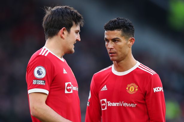 Cristiano Ronaldo Ambil Alih Ban Kapten dari Tangan Harry Maguire