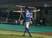 Hasil Liga 1: Gol Indah Marc Klok Bawa Persib Kalahkan Barito Putera