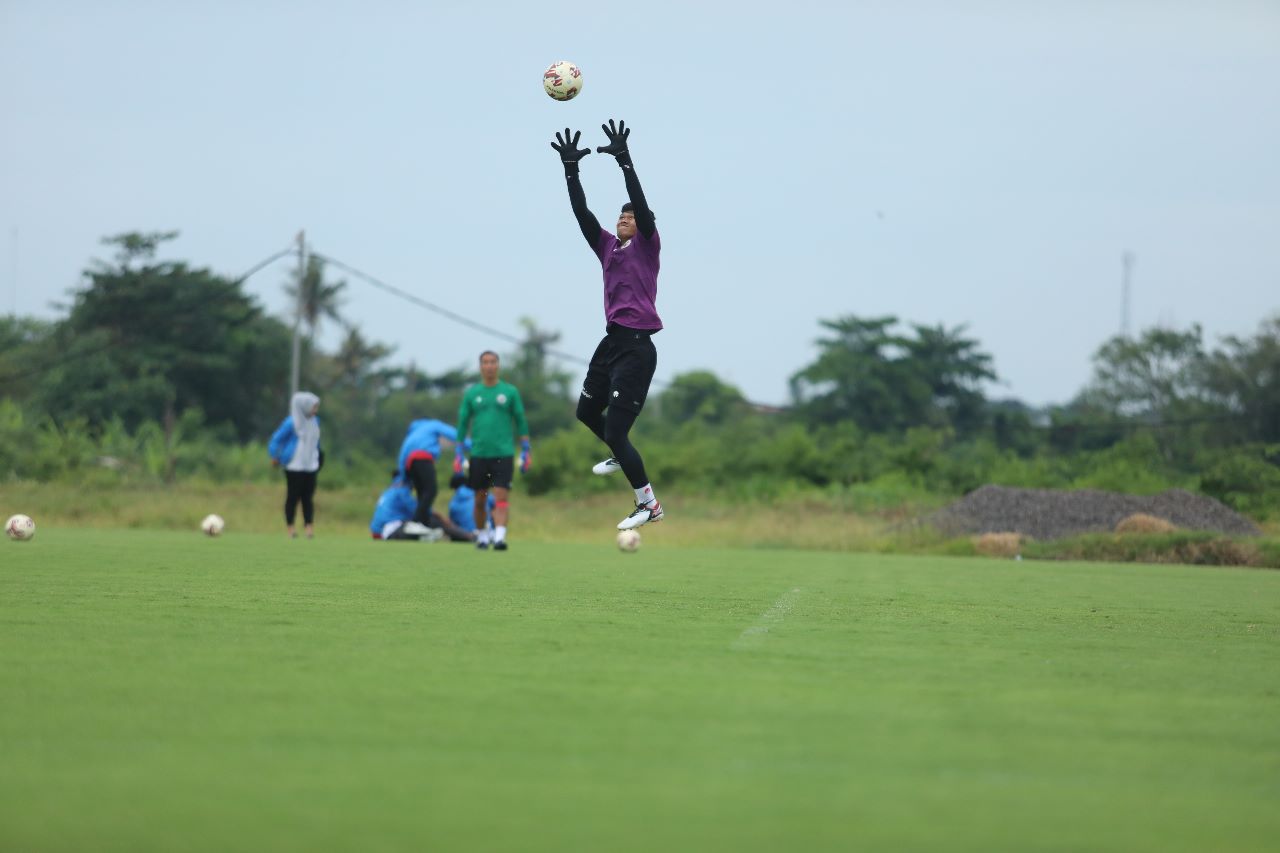 Kiper Timnas Indonesia Dapat Latihan Khusus Selama TC di Bali