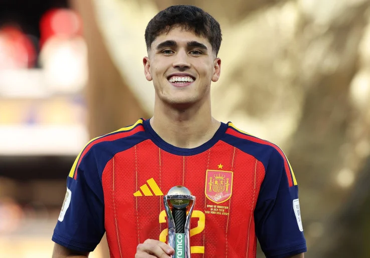 Pau Cubarsi: Tiga Tahun Lalu Main di JIS, Kini Juara Piala Dunia 2026