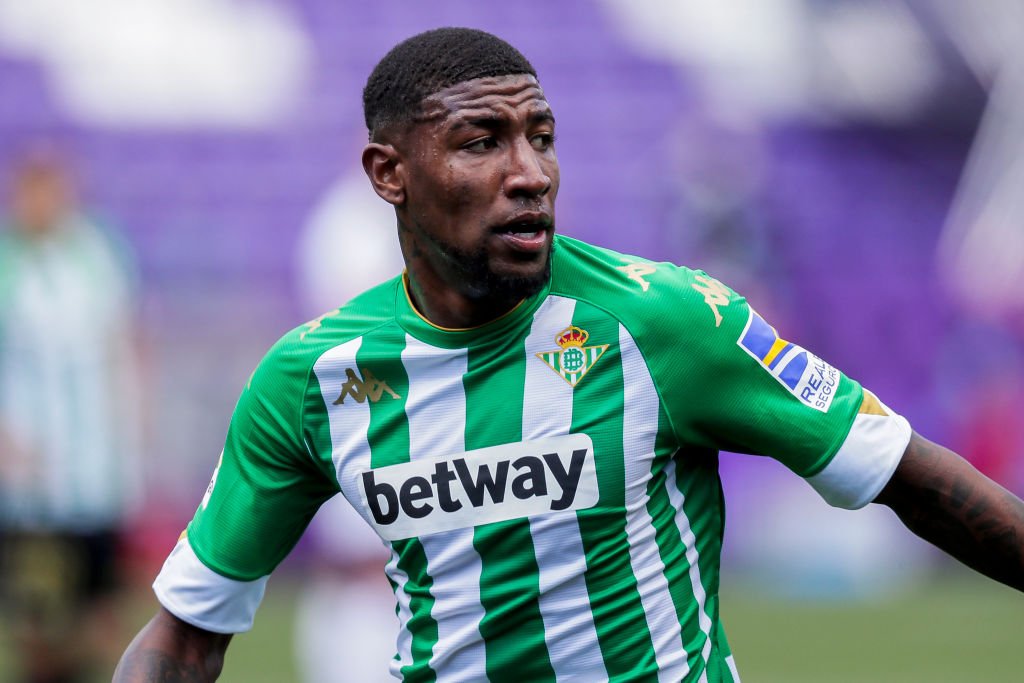 Barcelona Tebus Emerson Royal dari Real Betis