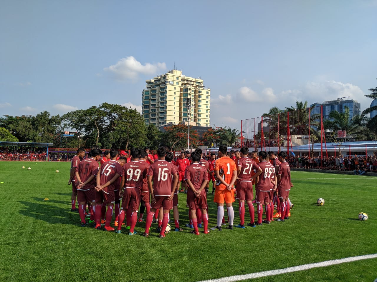 30 Pemain Hadir, 4 Pilar Penting Absen dalam Latihan Perdana Persija