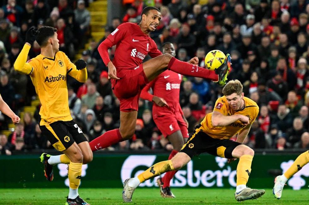 Ditahan Imbang Wolves di Anfield, Liverpool Sering Gagal Rebut Bola dari Lawan