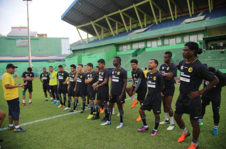RD Sudah Pimpin Kembali Latihan Sriwijaya FC Jelang Lawan Arema