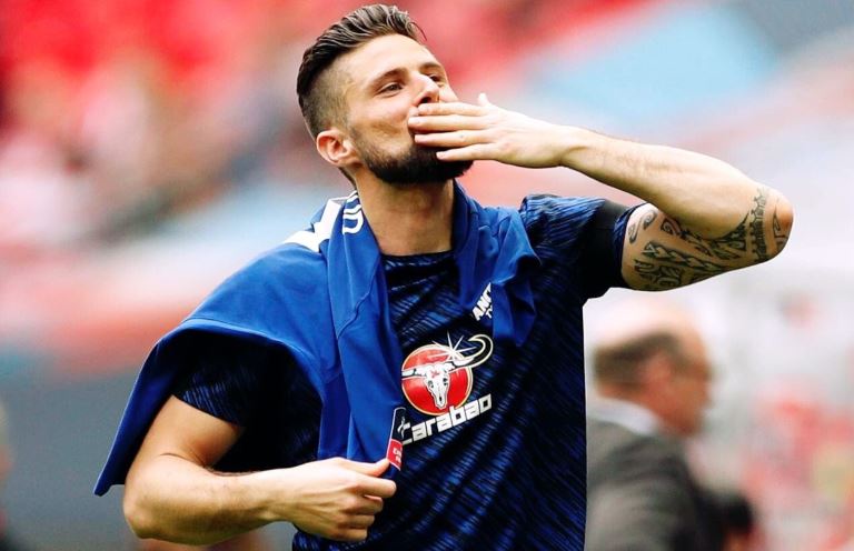 Bergerak Cepat, Ashley Young dan Olivier Giroud segera Berlabuh ke Inter Milan