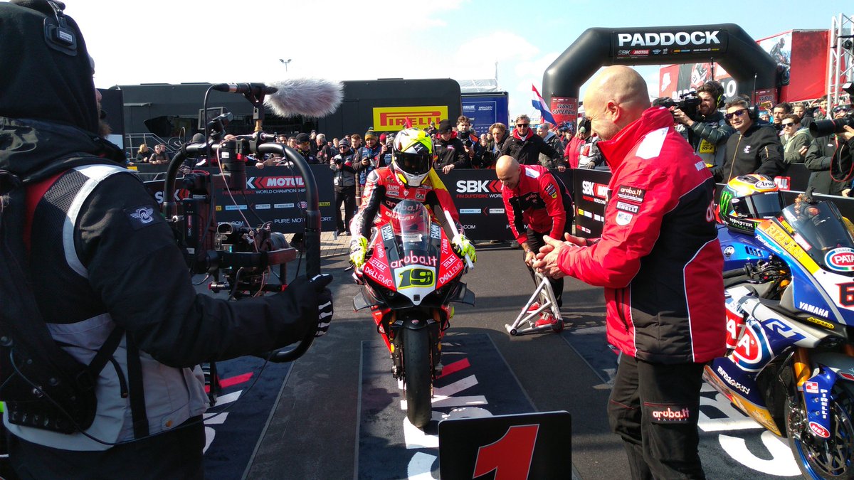 Power Motor Dikurangi 250 RPM, Alvaro Bautista Justru Cetak Rekor di Superbike