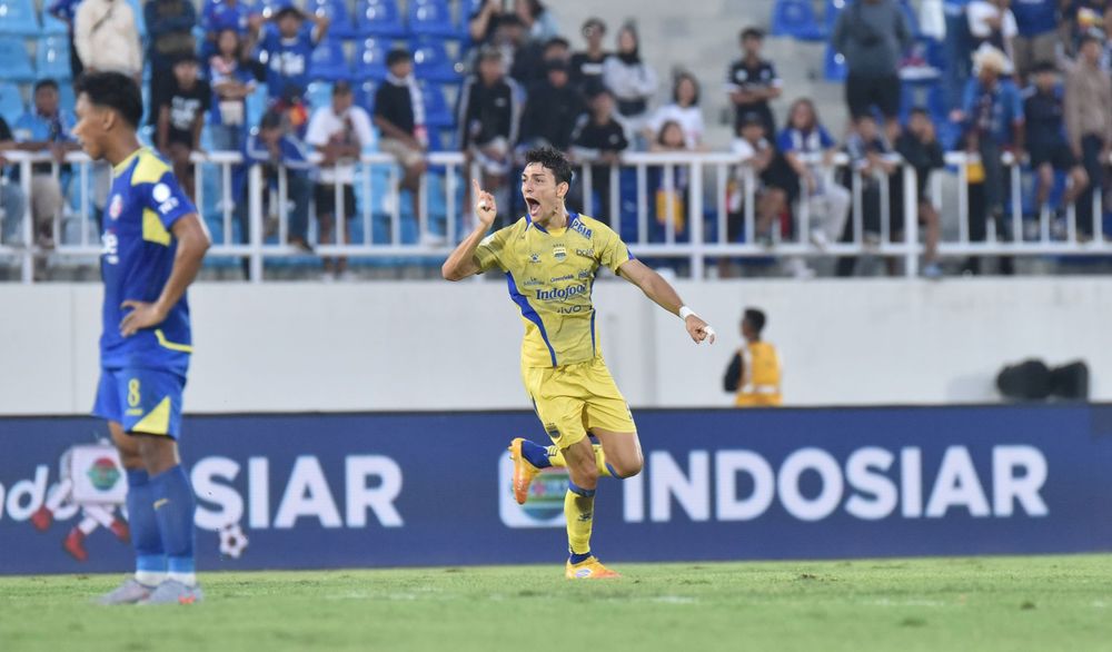 Hasil Super League 2025/2026: Persib Bandung Kalahkan Arema FC dengan 10 Pemain