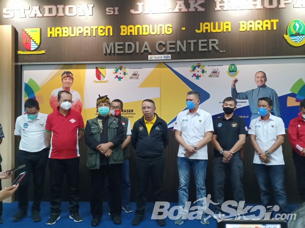 Kunjungi Stadion Si Jalak Harupat, Menpora Minta Dukungan untuk Piala Dunia U-20
