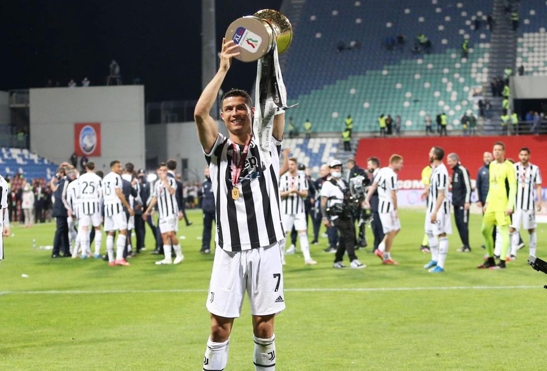 Mobil Mewah Cristiano Ronaldo Dipindahkan, Indikasi Menuju Manchester United Menguat