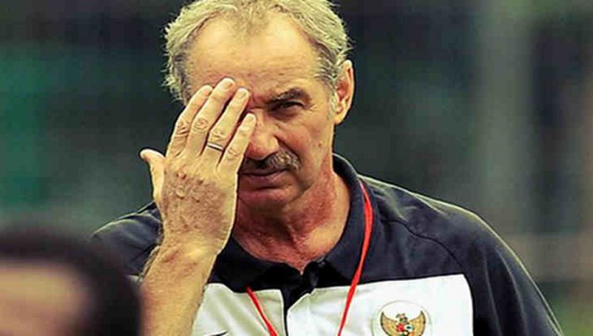 Riedl Sesalkan Malaysia Bermain Kasar