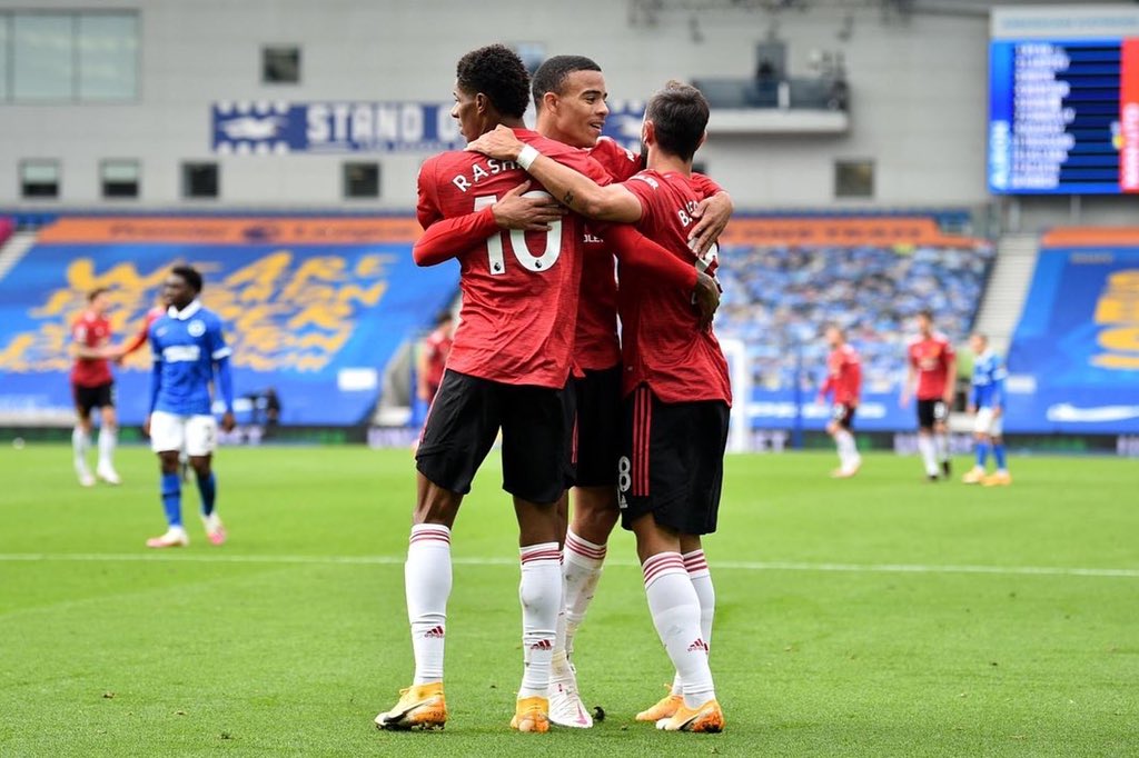 Manchester United Tak Juga Beli Pemain Baru, Gary Neville Kirim Sindiran