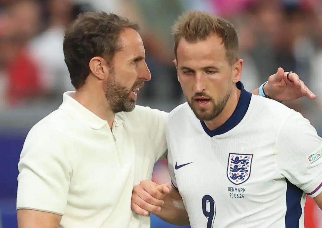 Pesan Emosional Harry Kane untuk Gareth Southgate