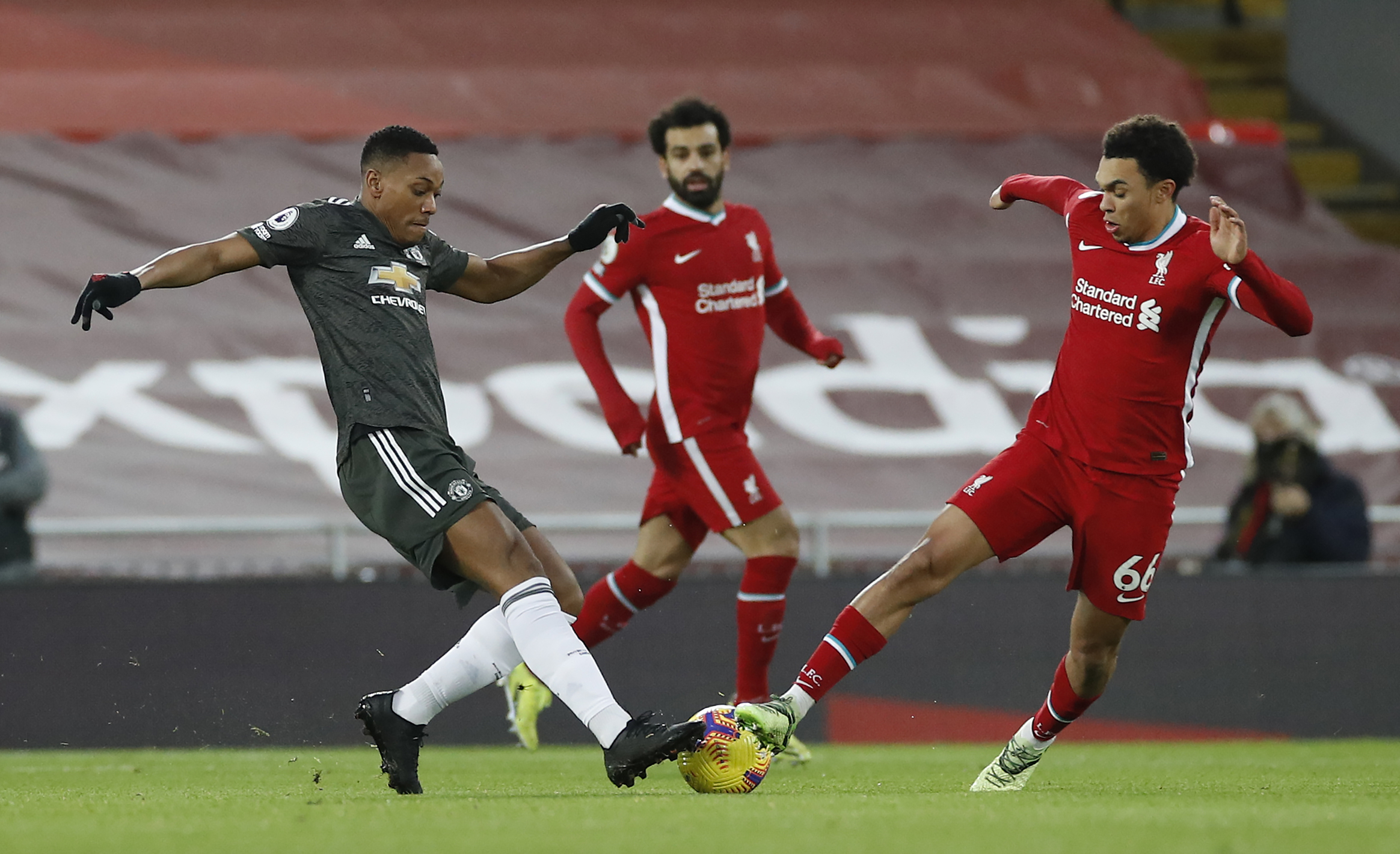 Liverpool 0-0 Manchester United: North West Derby Berakhir Tanpa Pemenang