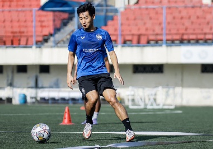 PSIS Semarang Resmi Kontrak Gelandang Asing Ryo Fujii