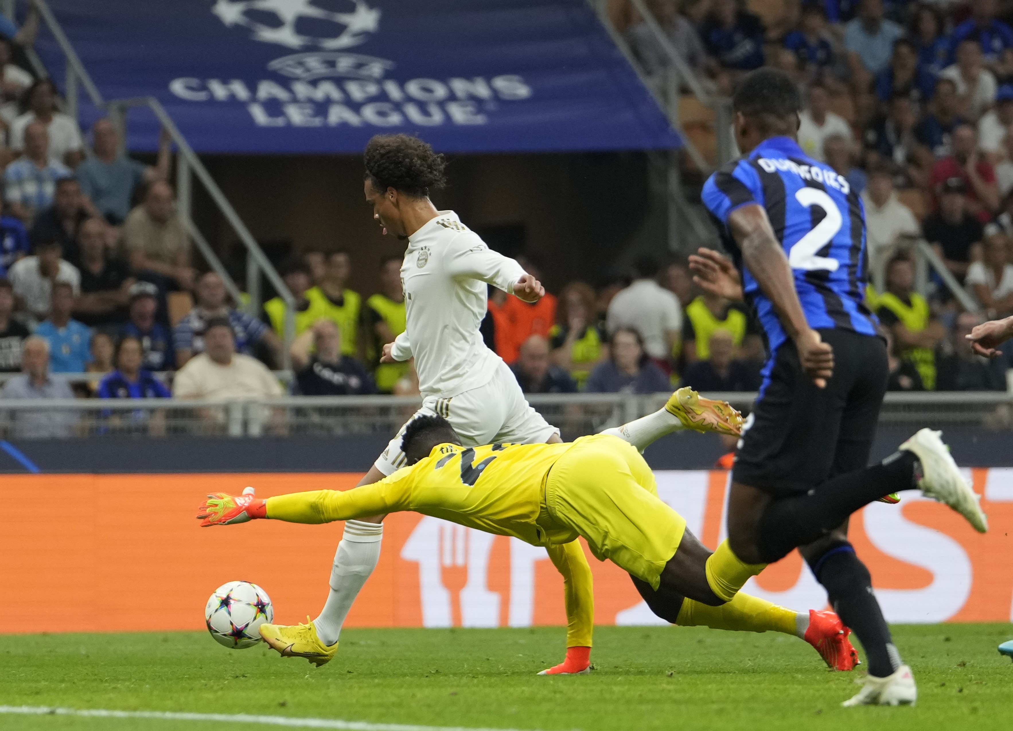 Hasil Liga Champions: Bayern Tekuk Inter, Napoli Permak Liverpool, Barcelona Menang Besar
