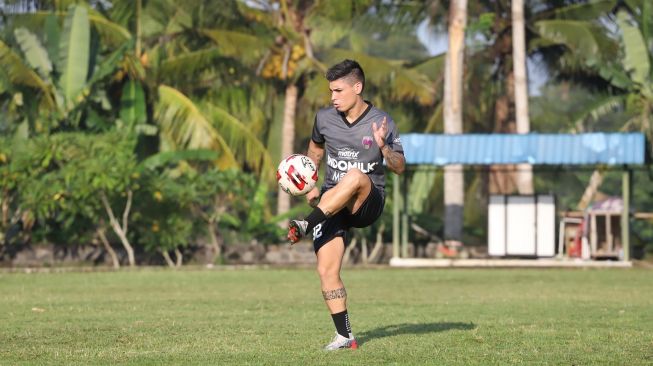 Persita Dipastikan Kehilangan Mateo Bustos Jelang Lanjutan Liga 1 2020