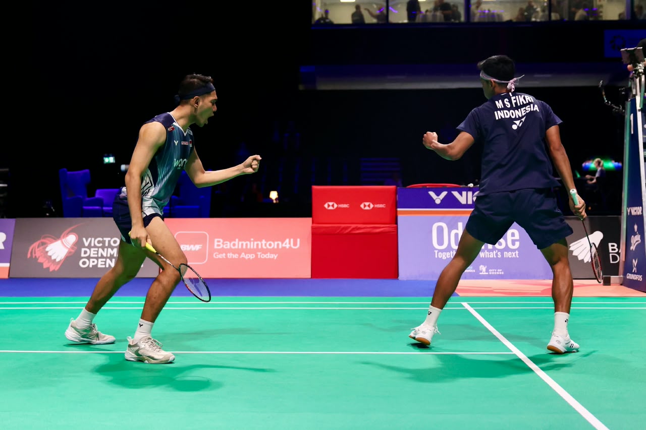 Aksi Fajar Alfian/Muhammad Shohibul Fikri di Denmark Open 2026. (Dok. PBSI)