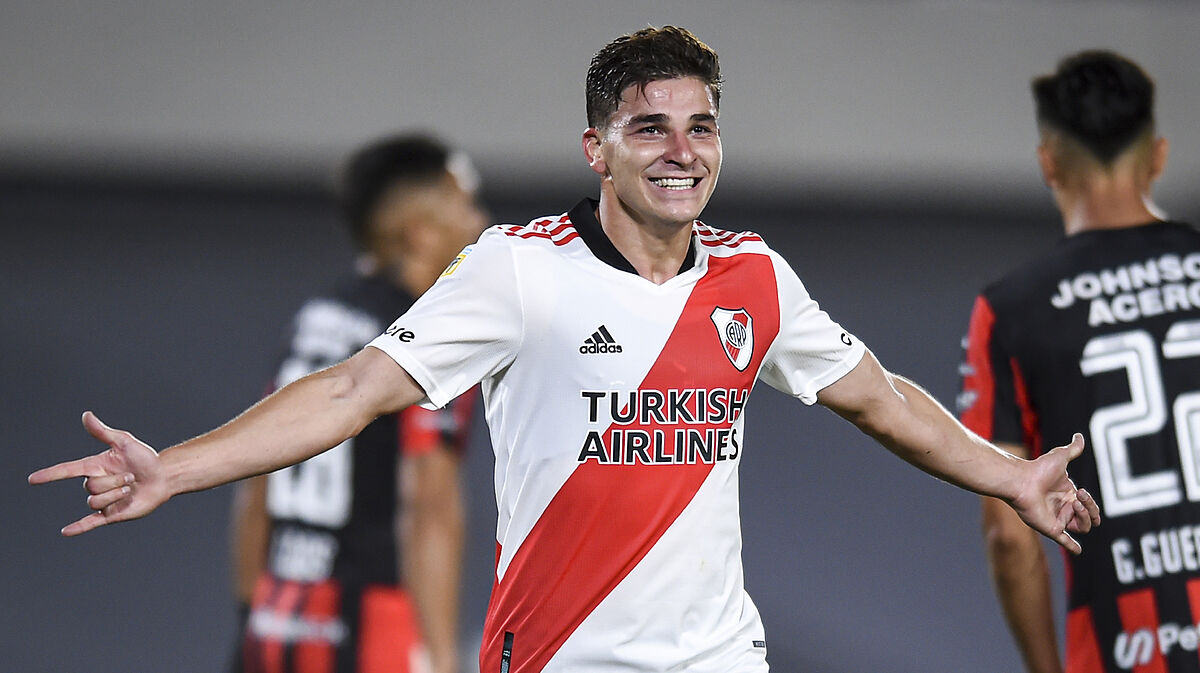 Manchester United Ikut Berburu Wonderkid River Plate
