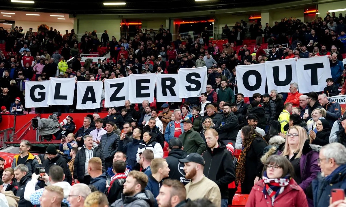 Keputusan yang Melanggengkan Kekuasaan Keluarga Glazer di Manchester United