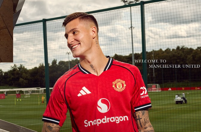 Resmi Jadi Pemain Manchester United, Benjamin Sesko Rasakan Energi Positif