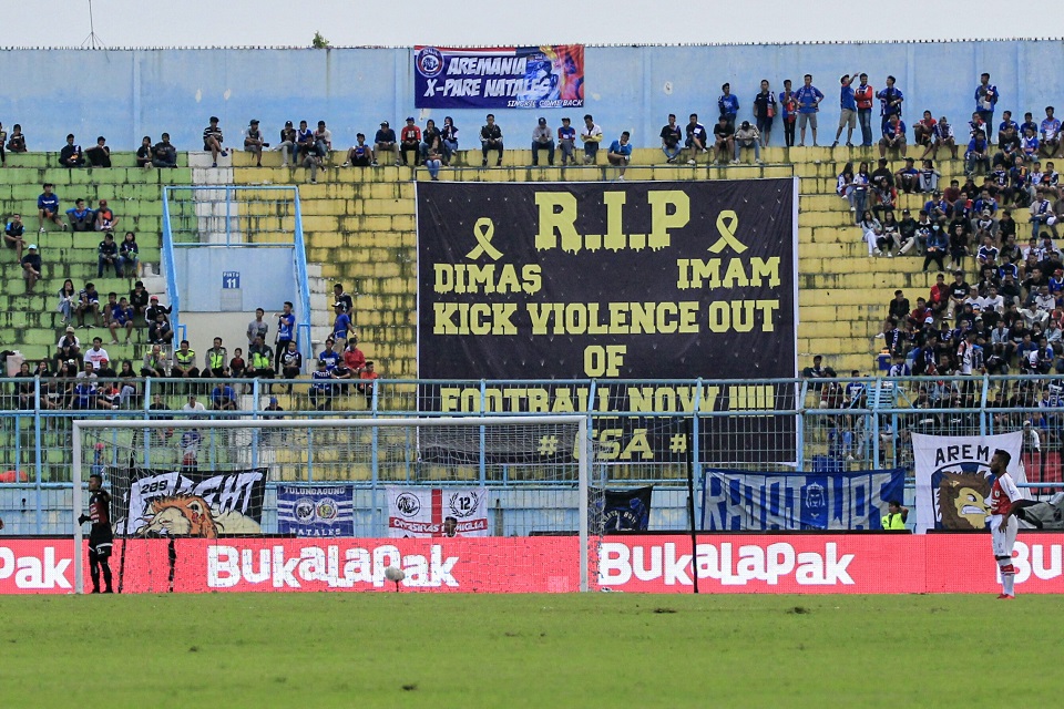 Cerita Bonus Kemenangan Arema FC atas Persipura Diberikan kepada Aremania