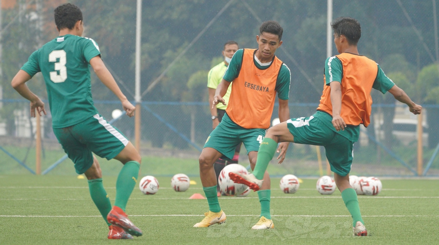 Ladeni PSS, Aji Santoso Janji Turunkan Dua Pemain Muda Persebaya