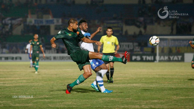 Persib Bandung Berpisah dengan Patrich Wanggai