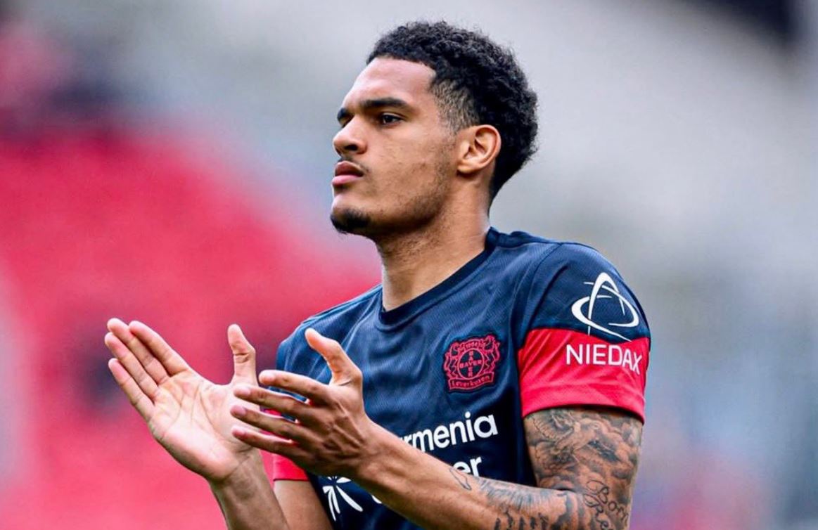 Saliba dan Timber Cedera, Arsenal Dekati Mantan Bek Liverpool