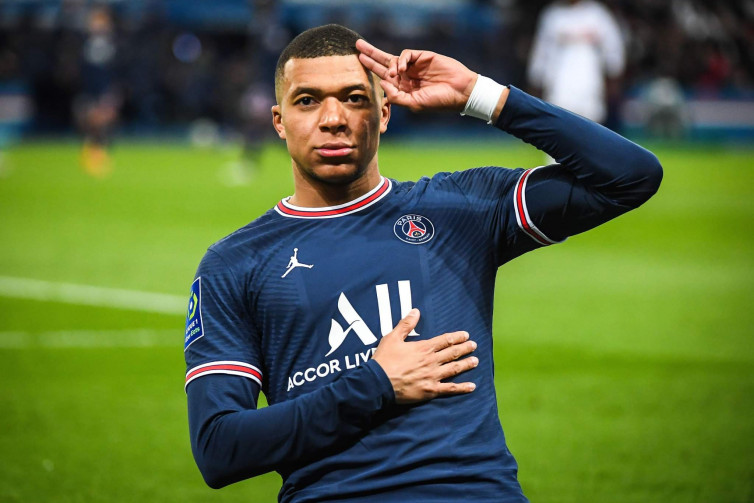 Secercah Usaha Liverpool Pinjam Kylian Mbappe