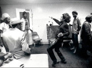 Bob Marley, Musik dan Sepak Bola