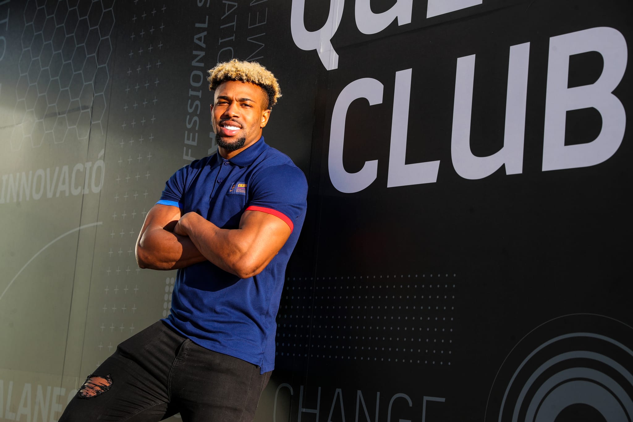 Peran Kunci Xavi dalam Kepulangan Adama Traore ke Barcelona