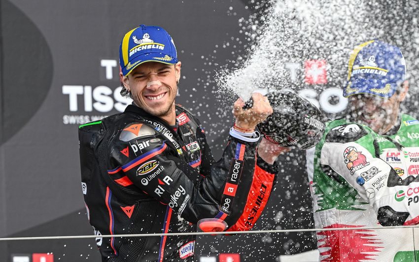 Hasil MotoGP Inggris 2025: Diwarnai Drama Red Flag, Marco Bezzecchi Raih Podium Pertama