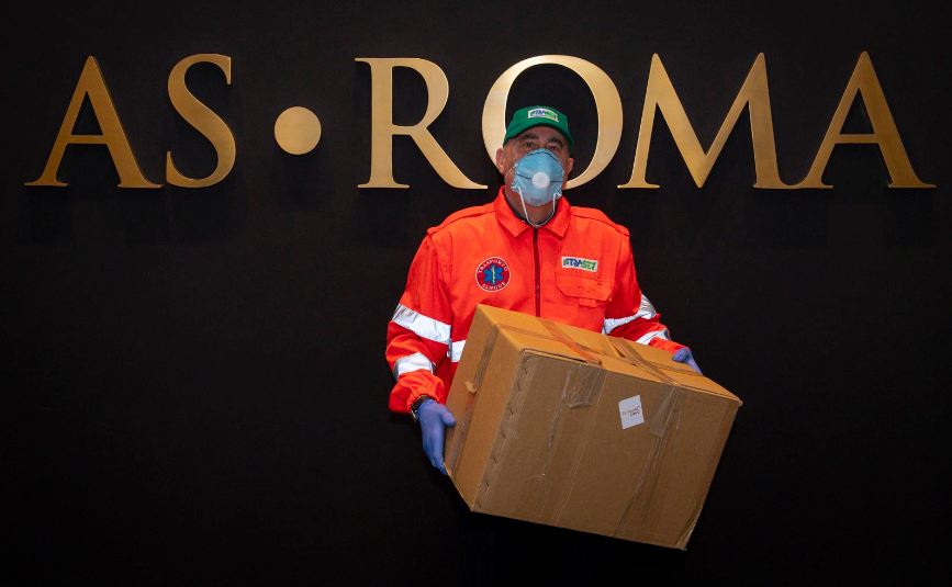 Perangi Virus Corona, AS Roma Sumbang 13.000 Masker dan 120 Botol Hand Sanitizer