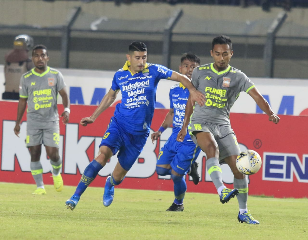 Ditahan Borneo FC, Persib Bandung Lakukan Kesalahan Berulang