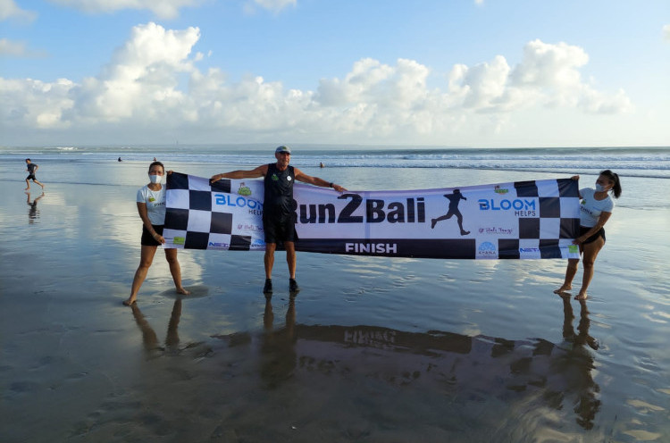 Misi Amal Lari dari Jakarta ke Bali Tuntas