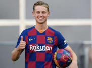Barcelona Masih Berutang dalam Transfer Frenkie de Jong