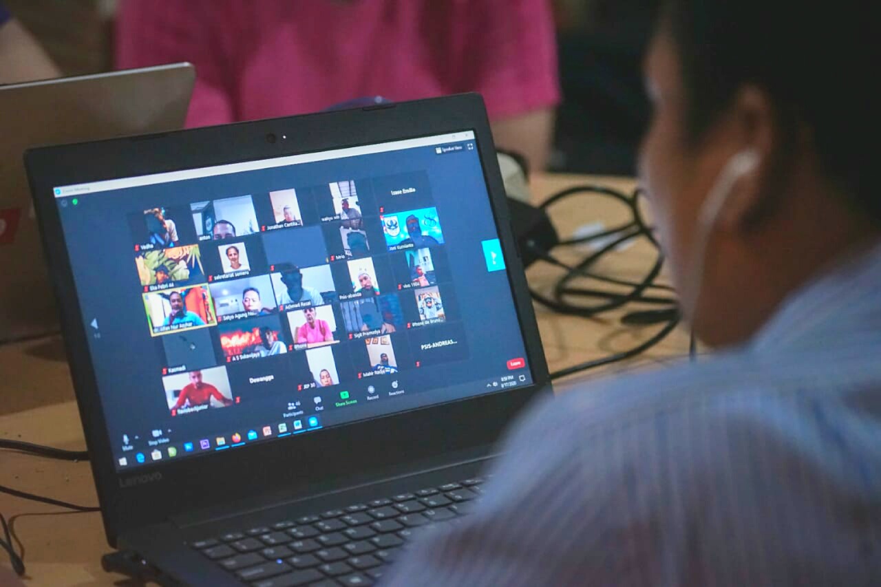 Isi Rapat Virtual PSIS Semarang dengan Personel Tim