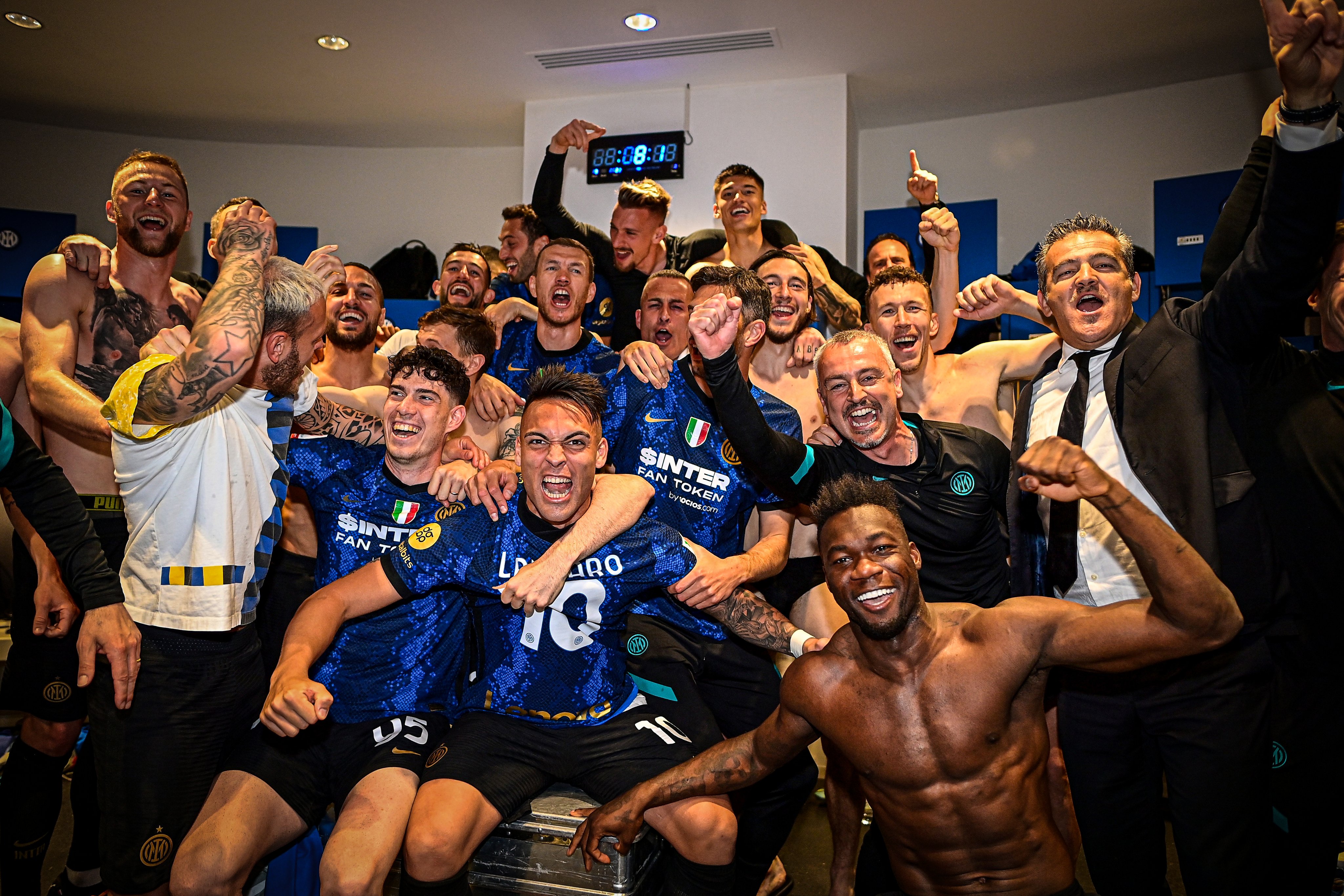 Inter Milan 3-0 AC Milan: Penantian Panjang Nerazzurri Berakhir