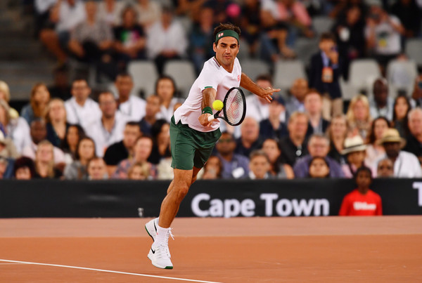 Roger Federer Sumbang Rp 16 Miliar untuk Perangi Virus Corona