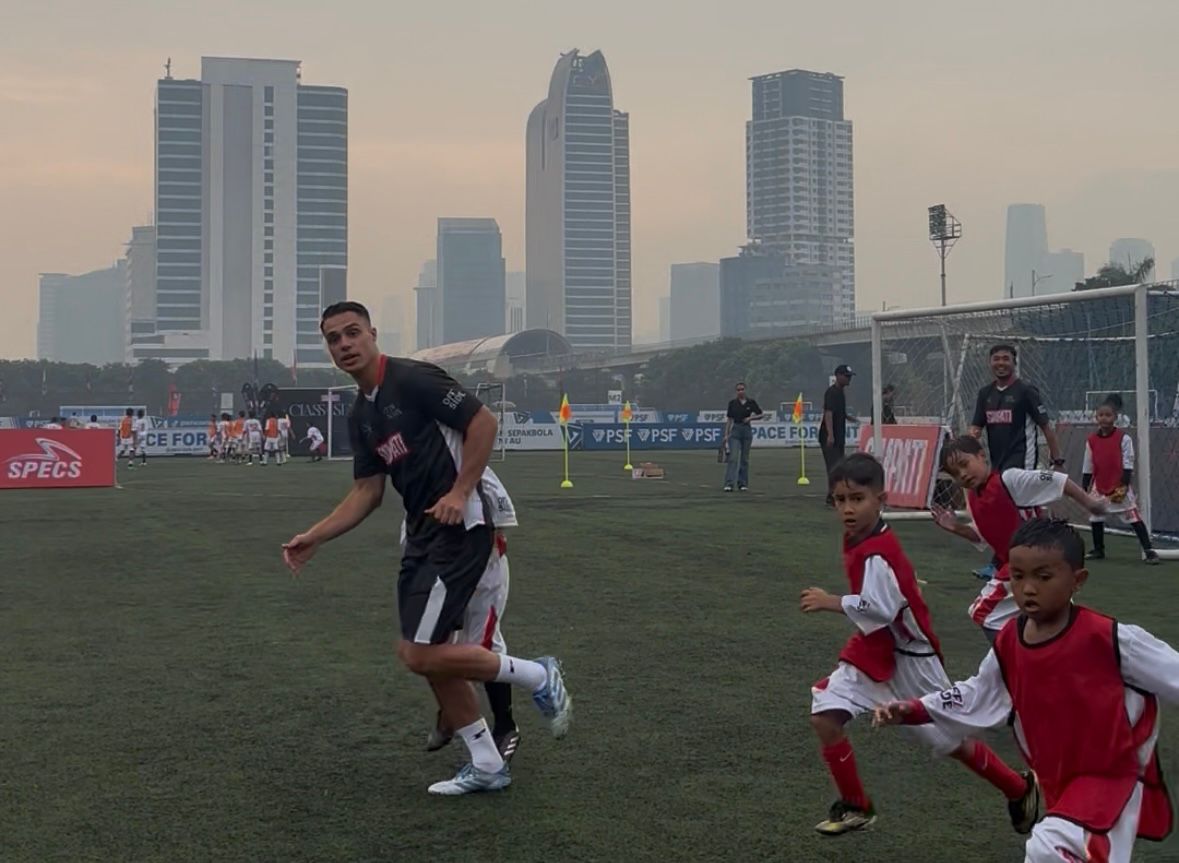 Joey Pelupessy Langsung Latih 50 Anak di Jakarta Usai Bela Timnas Indonesia di Surabaya