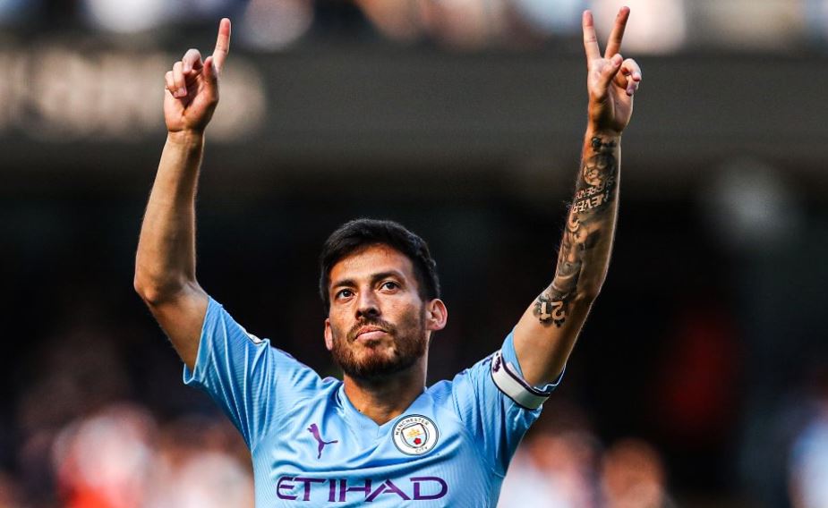 Hengkang ke Real Sociedad, David Silva Dibuatkan Patung oleh Man City di Depan Etihad Stadium
