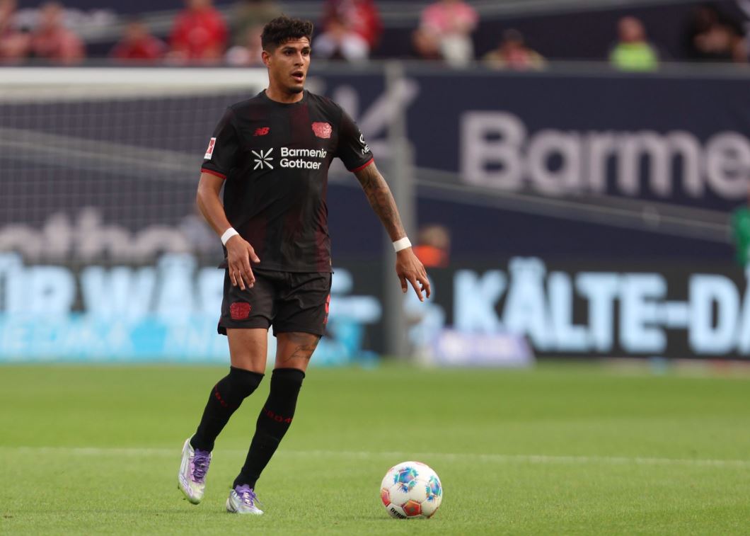 Kembali Salip Tottenham Hotspur, Arsenal Negosiasi dengan Bayer Leverkusen untuk Transfer Piero Hincapie