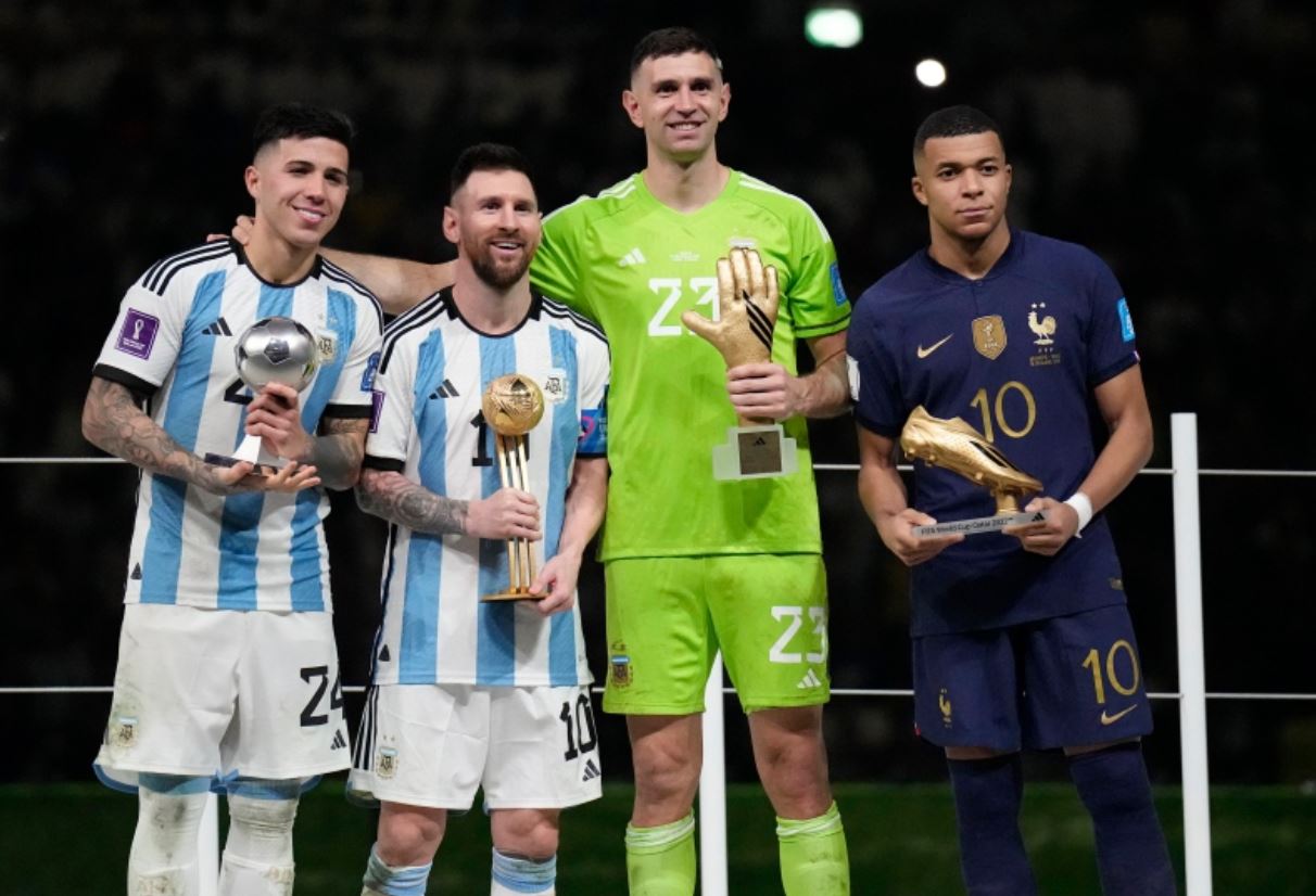 Pemenang Penghargaan Piala Dunia 2022, dari Sepatu Emas hingga Pemain Terbaik
