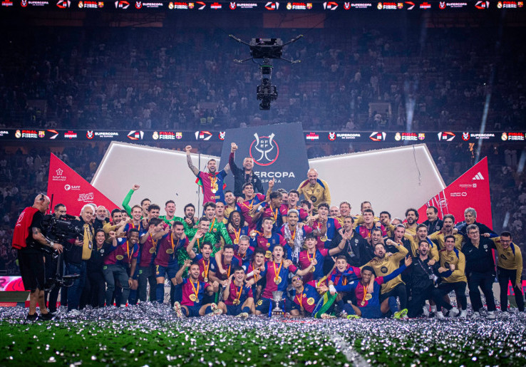 Barcelona Juara Piala Super Spanyol, Rekor Hansi Flick di Laga Final Masih Sempurna