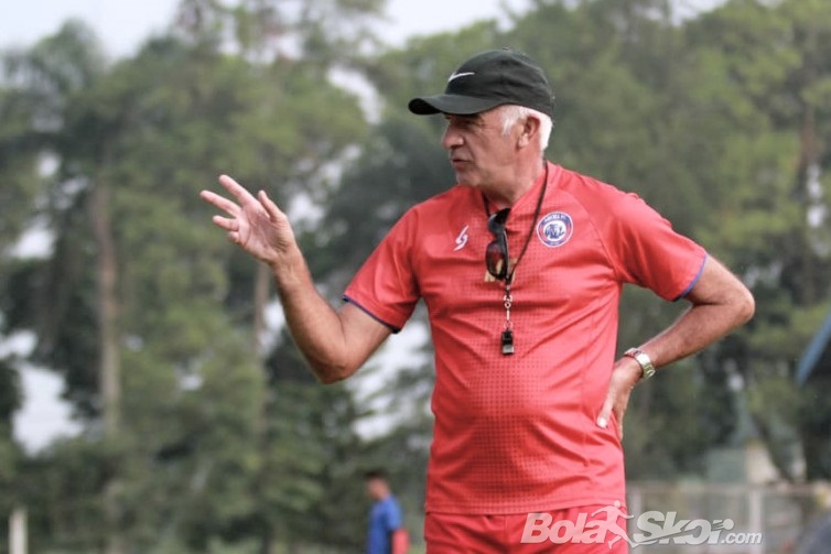 Pelatih Arema FC Cerita Kehidupan di Indonesia di Tengah Pandemi Virus Corona kepada Media Argentina