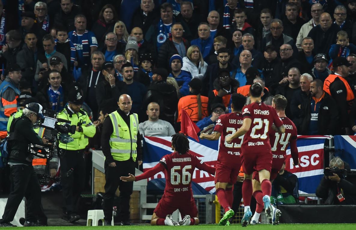 Atasi Rangers, Perubahan Taktik dan Sistem Bermain Liverpool Jadi Sorotan