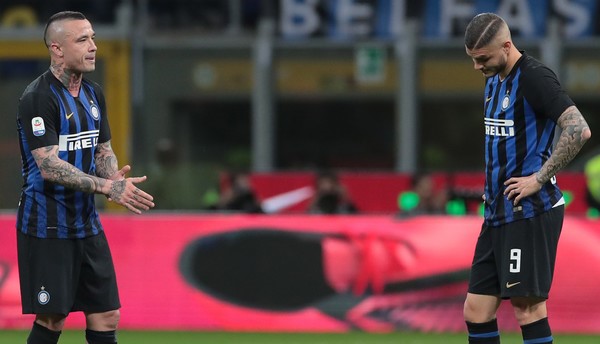 Keberanian Antonio Conte Mengusir Pembuat Onar di Inter Milan